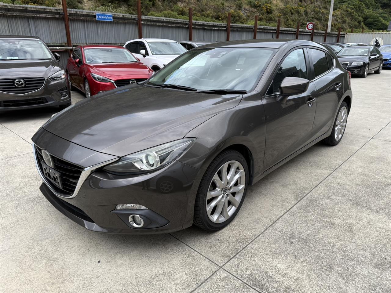 2014 Mazda Axela