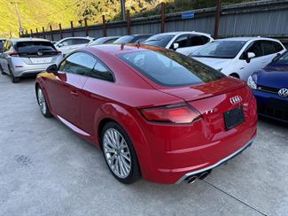 2016 Audi TTS - Thumbnail