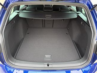 2019 Volkswagen Golf - Thumbnail