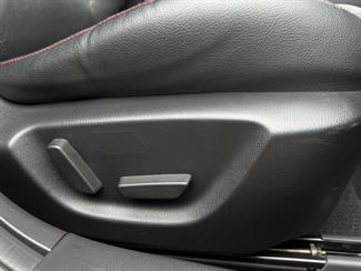 2014 Mazda Axela - Thumbnail