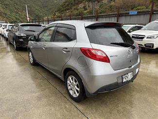2012 Mazda Demio - Thumbnail