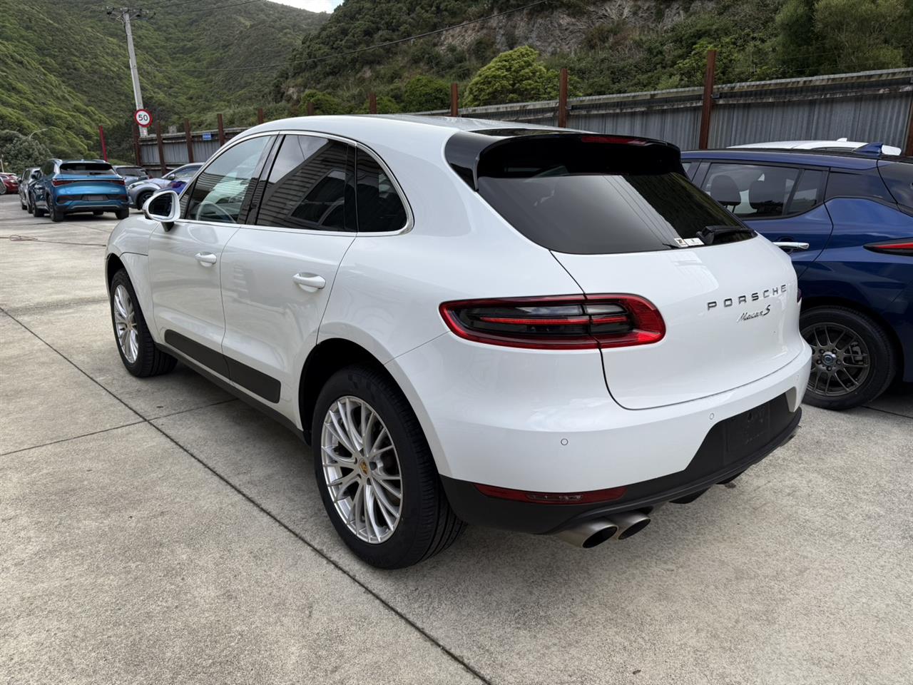 2016 Porsche Macan