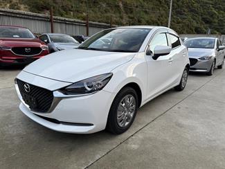 2020 Mazda 2 - Thumbnail
