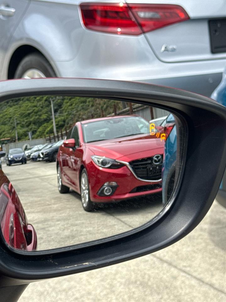 2019 Mazda Demio
