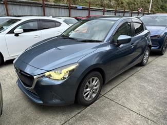 2015 Mazda Demio - Thumbnail