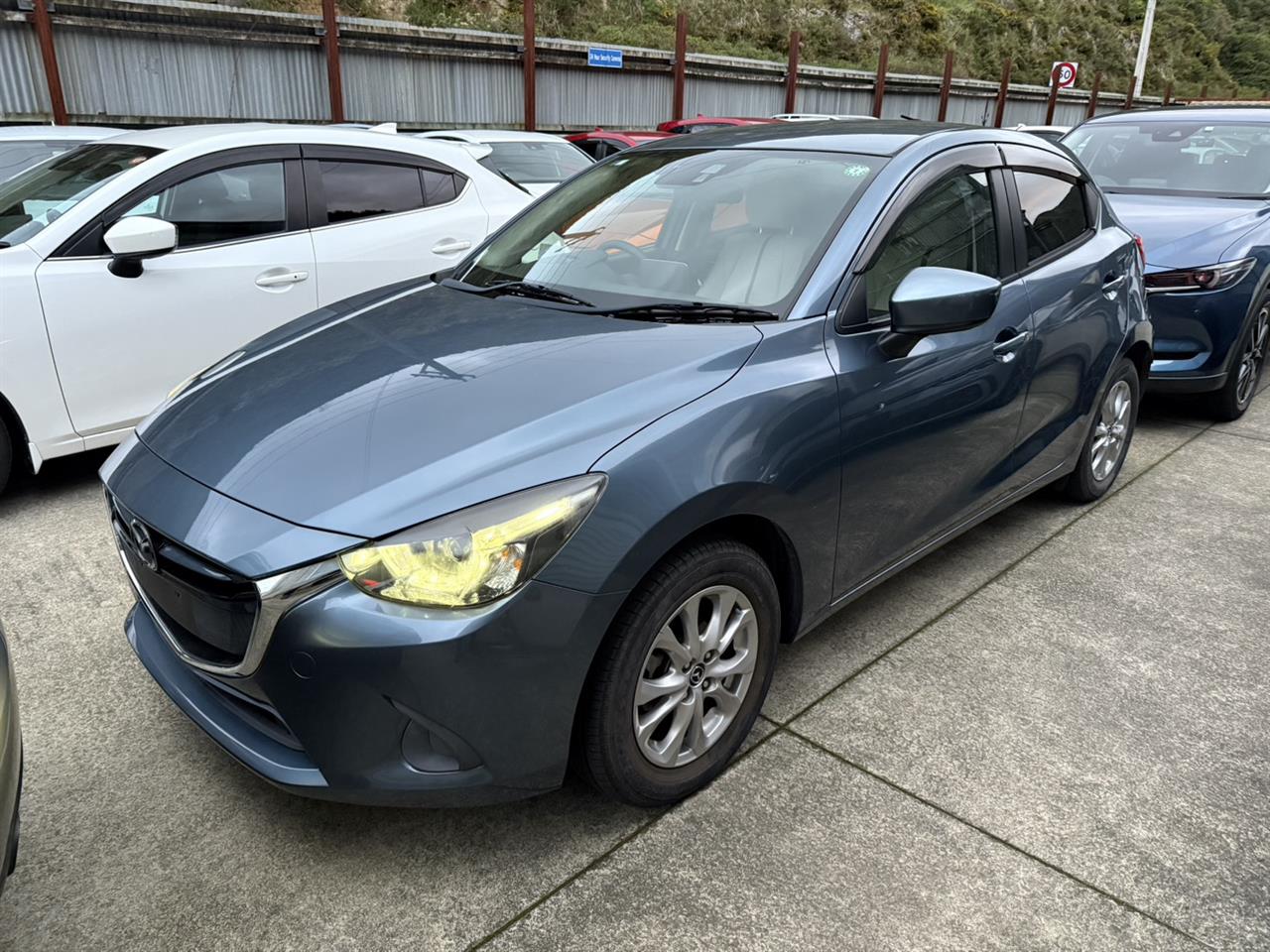 2015 Mazda Demio