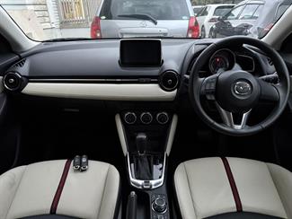 2015 Mazda Demio - Thumbnail