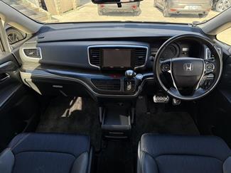 2015 Honda Odyssey - Thumbnail