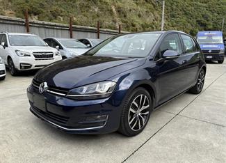 2015 Volkswagen Golf - Thumbnail