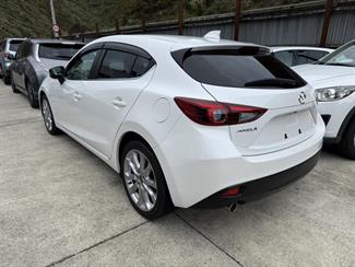 2014 Mazda Axela - Thumbnail