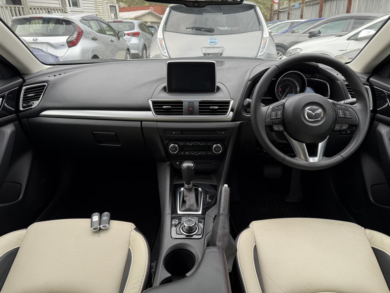 2014 Mazda Axela