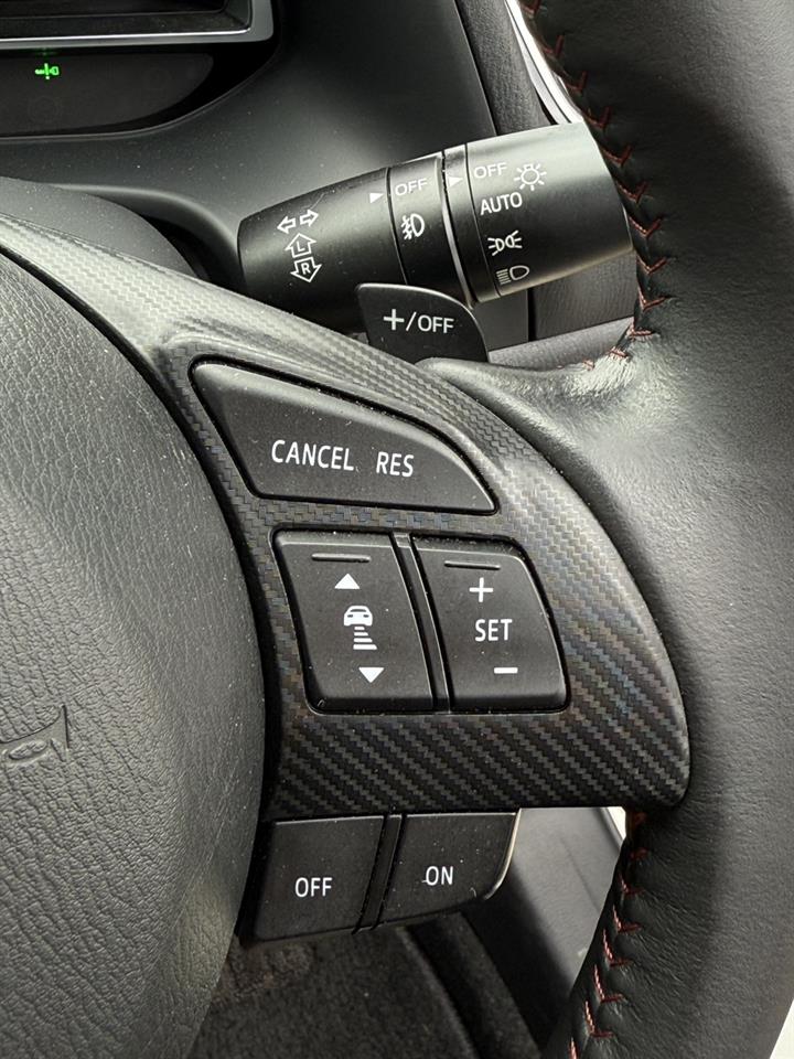 2014 Mazda Axela