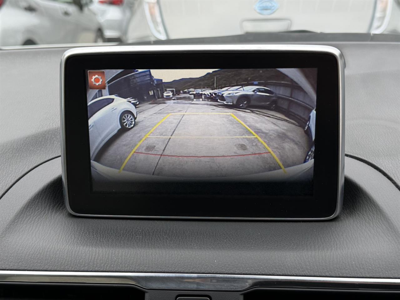 2014 Mazda Axela