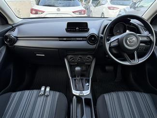 2020 Mazda 2 - Thumbnail