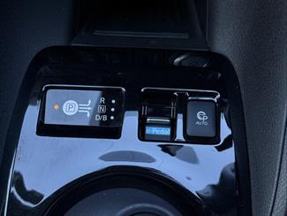 2022 Nissan Leaf - Thumbnail
