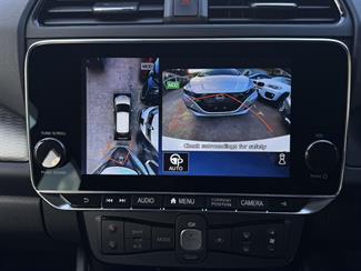 2022 Nissan Leaf - Thumbnail