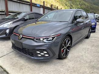 2022 Volkswagen Golf - Thumbnail